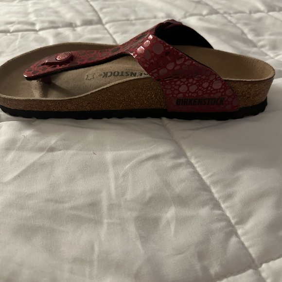 Birkenstock Shiny Python Print Dark Fuchsia Sandals Sz 38 Never Worn! - Picture 2 of 7